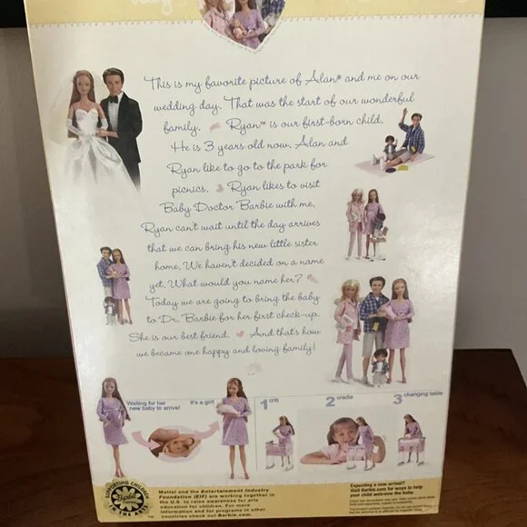 Barbie Happy Family Collection - Picture 2 of 10